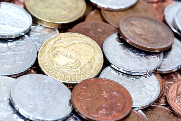 如何清洁新西兰的硬币？