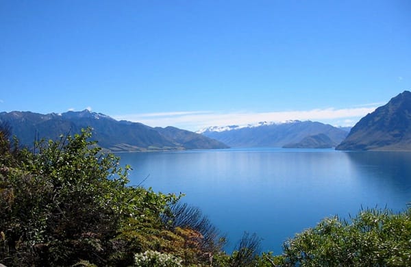 新西兰南岛旅游景点哈维亚湖 Lake Hāwea