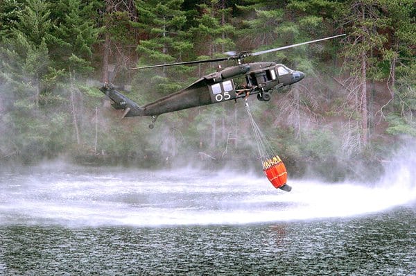 新西兰直升机灭火使用的“季风桶”Monsoon Bucket 是什么？
