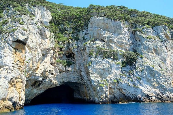 地球最大的海蚀洞瑞科瑞科海洞 Rikoriko Cave