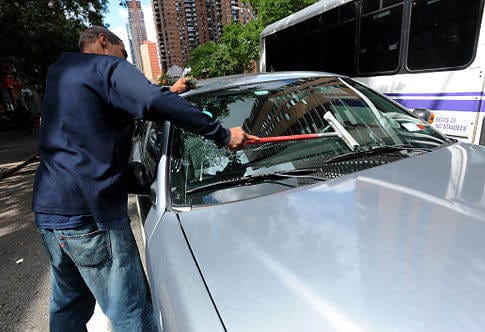 新西兰街头擦车人 Squeegee Man