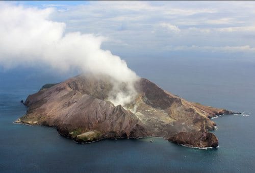 新西兰活火山怀特岛White Island