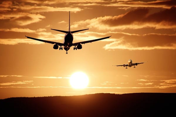 为什么从新西兰坐飞机回国的时间比从国内飞过来要漫长？