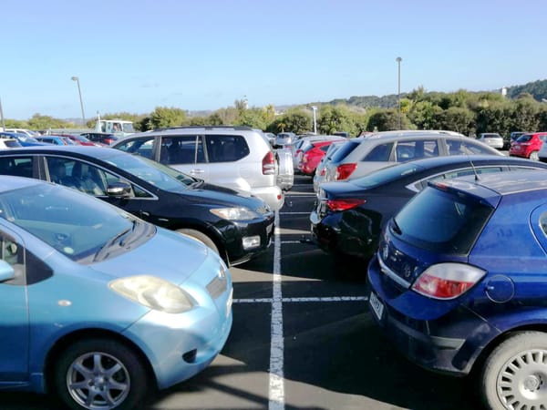 crowded-car-park