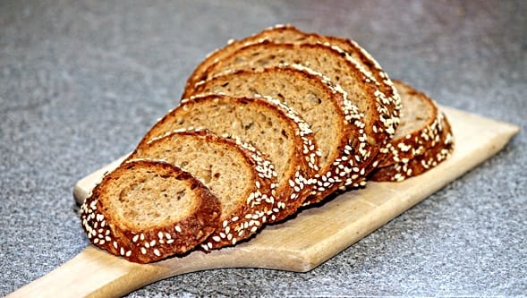 is-it-safe-to-eat-moldy-bread