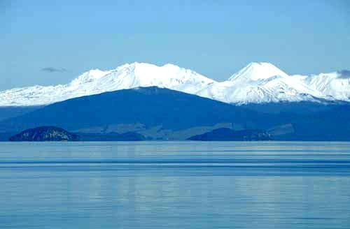 lake-taupo