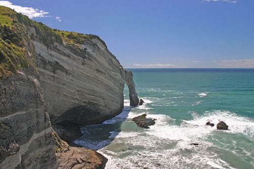 tasman-cape-farewell-arch